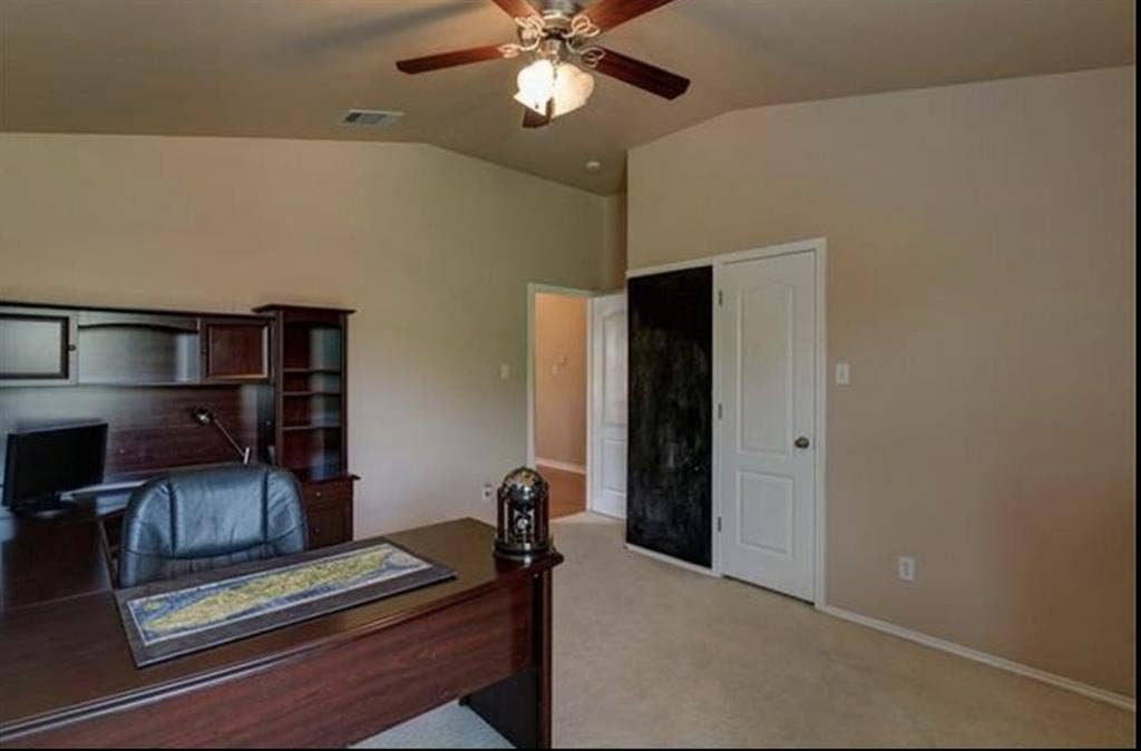 Room for rent near Tesla factory