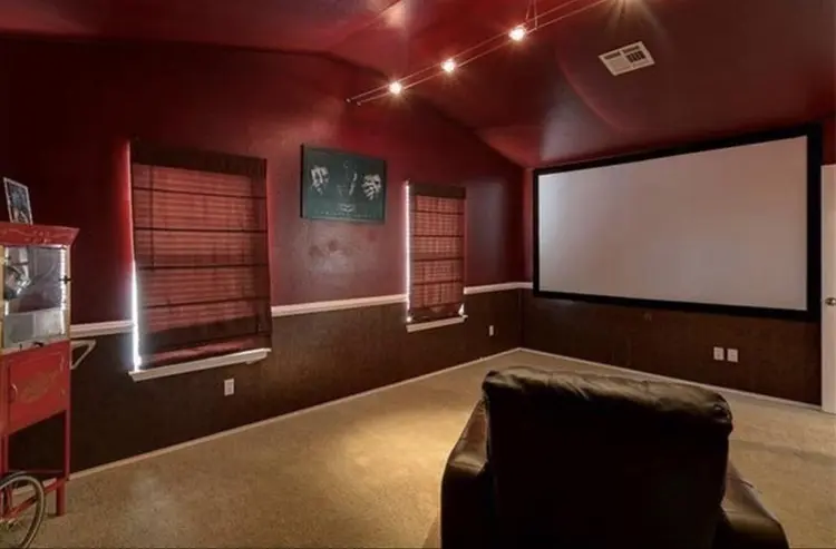 Room for rent near Tesla factory