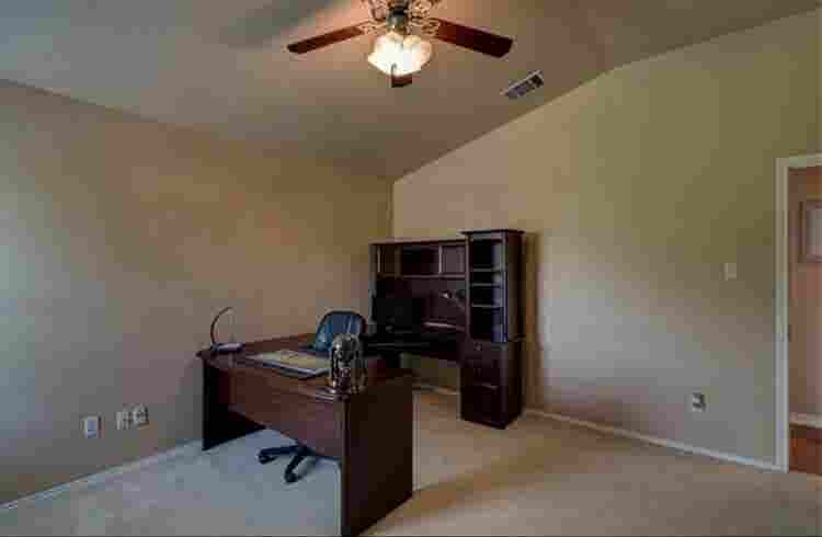 Room for rent near Tesla factory