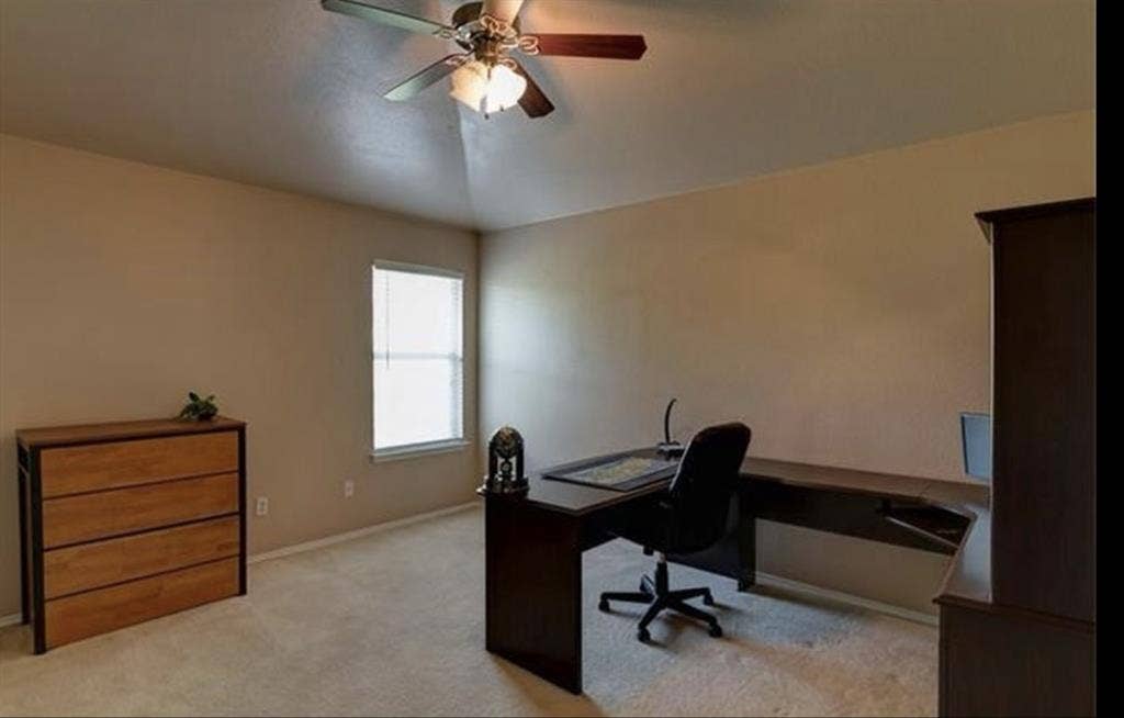 Room for rent near Tesla factory