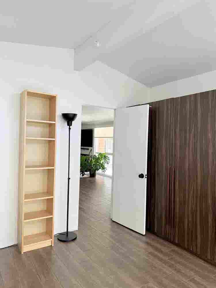 Room available for rent