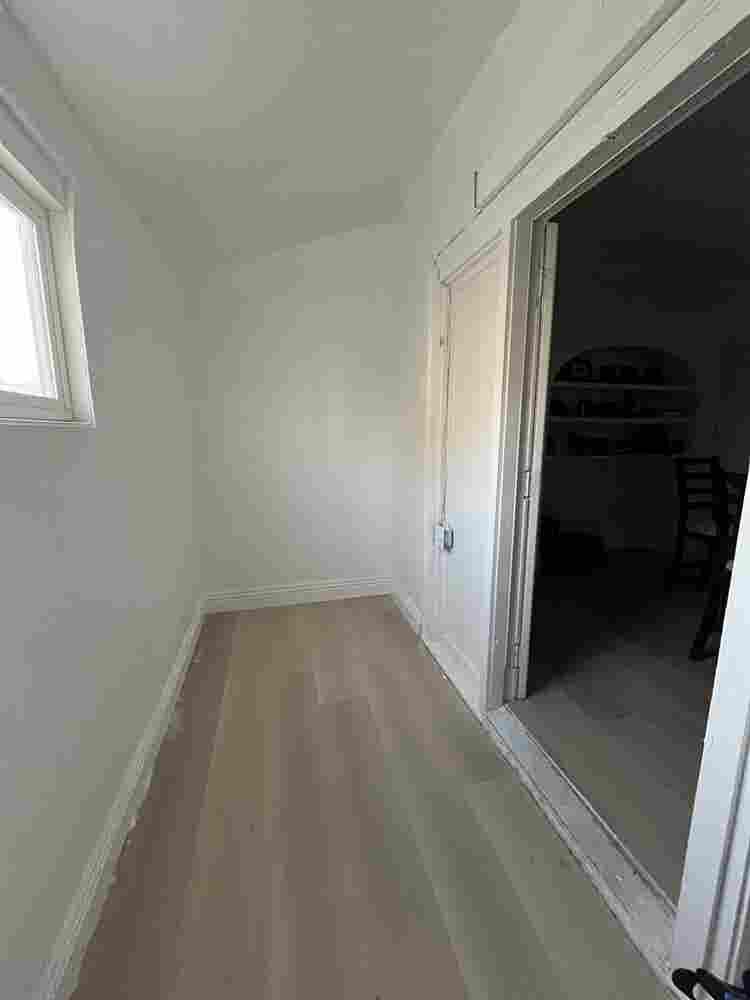 Subletting Small Room