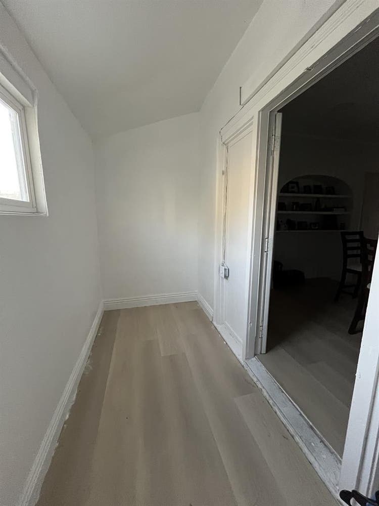 Subletting Small Room