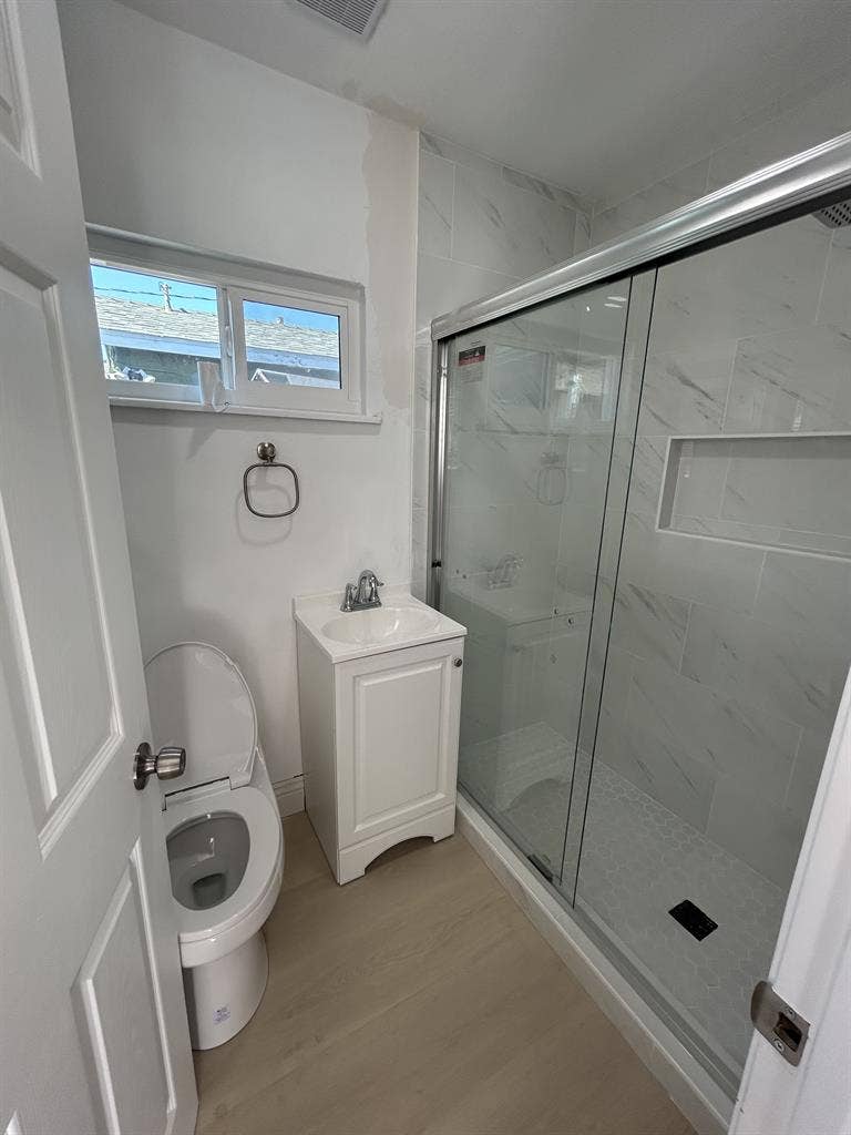 Subletting Small Room