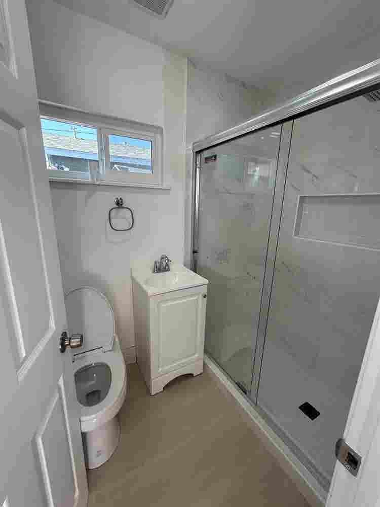 Subletting Small Room