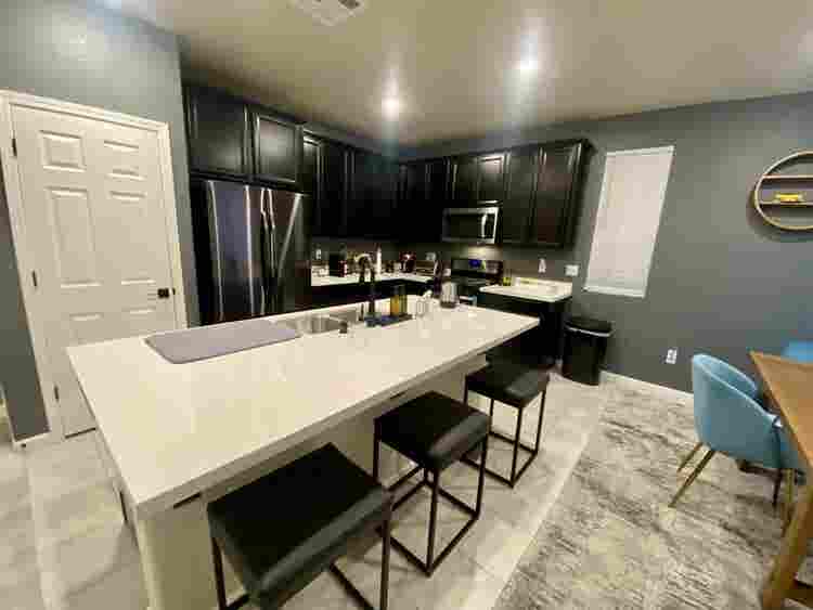 Master bedroom available November