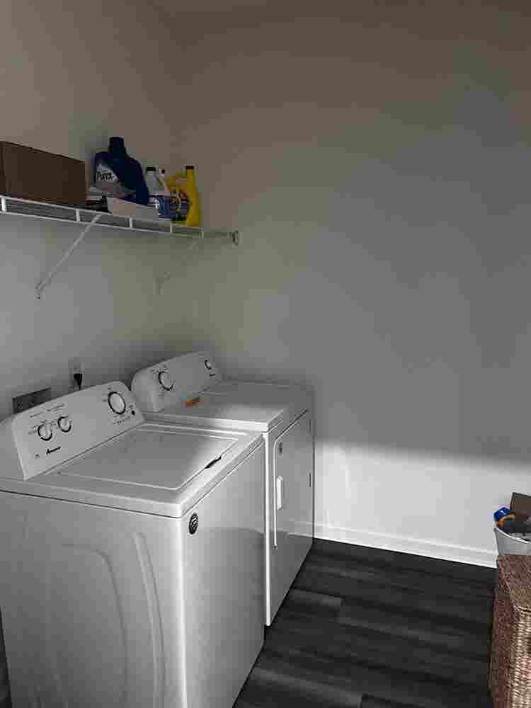 WANTED:2 roommates needed for house