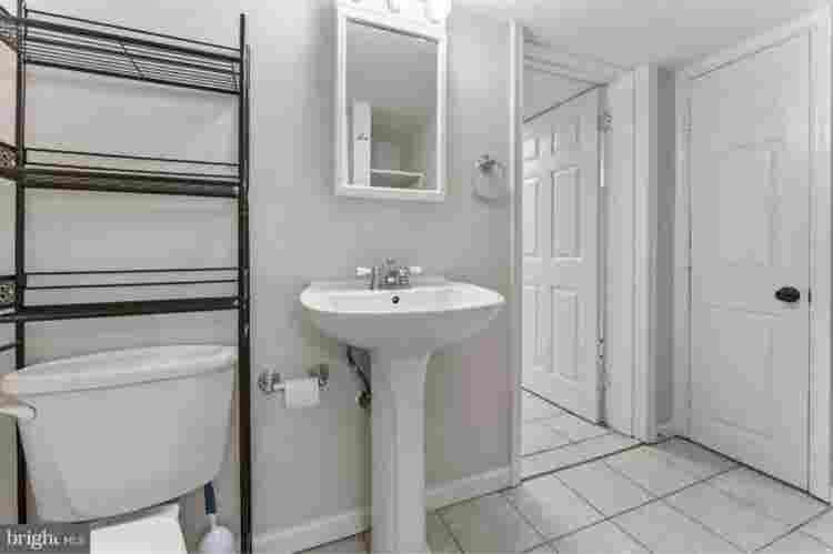 Basement Room with Private Bathroom
