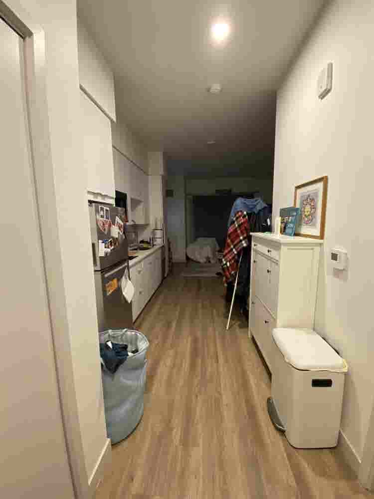 Studio Available Lease Takeover
