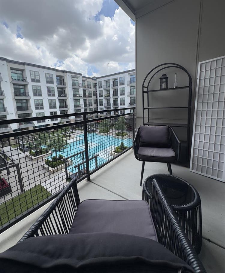 Fully Furnished 1Br Houston Heights