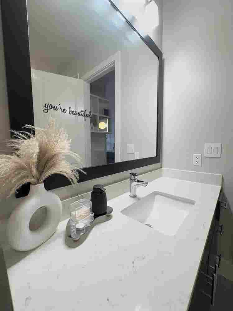 Fully Furnished 1Br Houston Heights