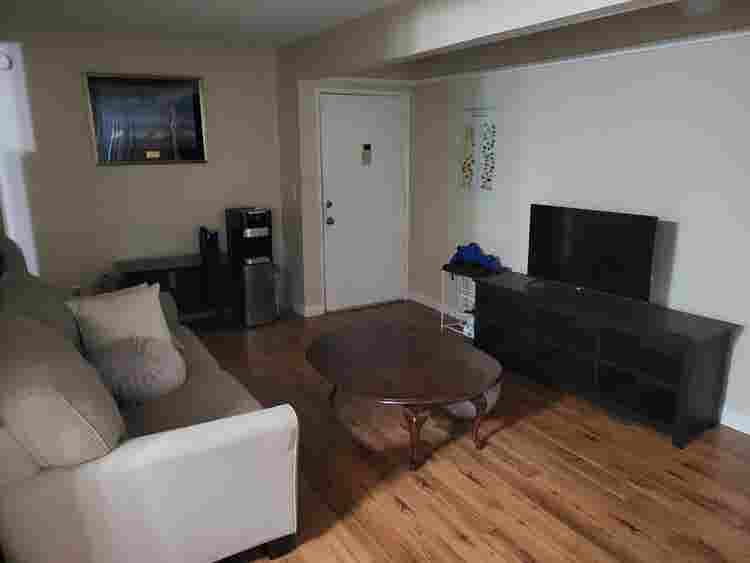 Large master br with attached bat a
