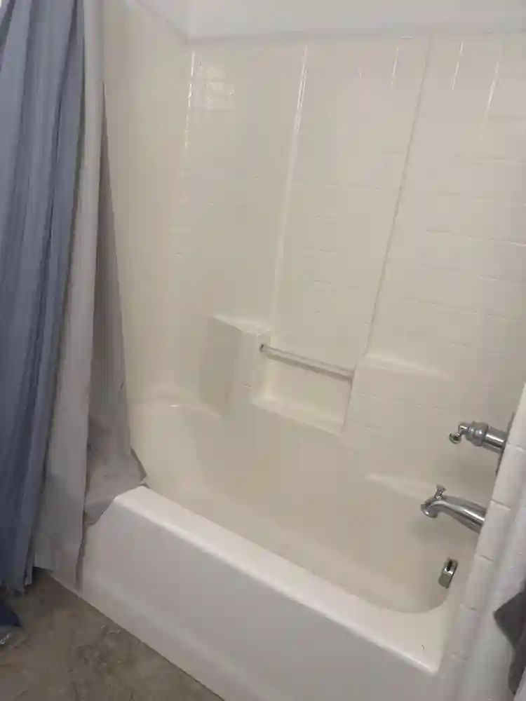 Room Available (Females Only)