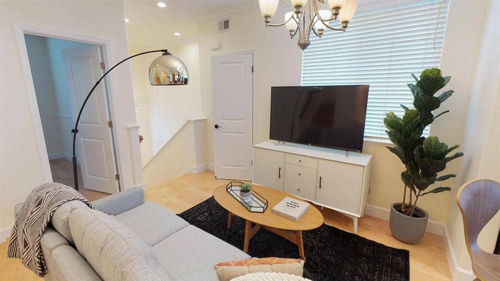 1 BR in Cupertino