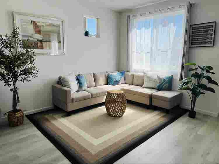 Natural Sunlight Big MasterRoom