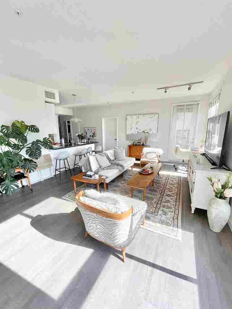 Lease Takeover in Share Apartment