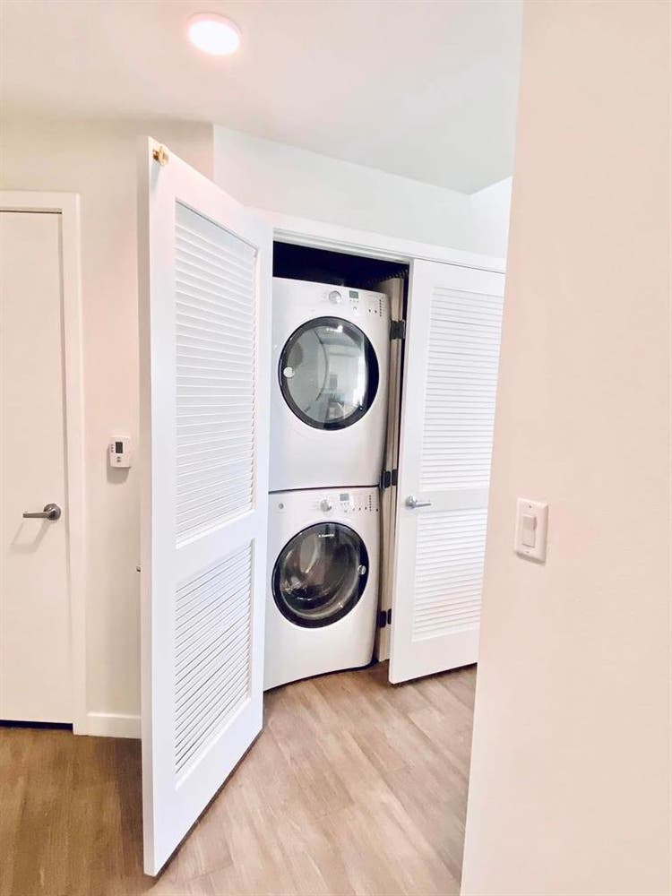 Lease Takeover in Share Apartment