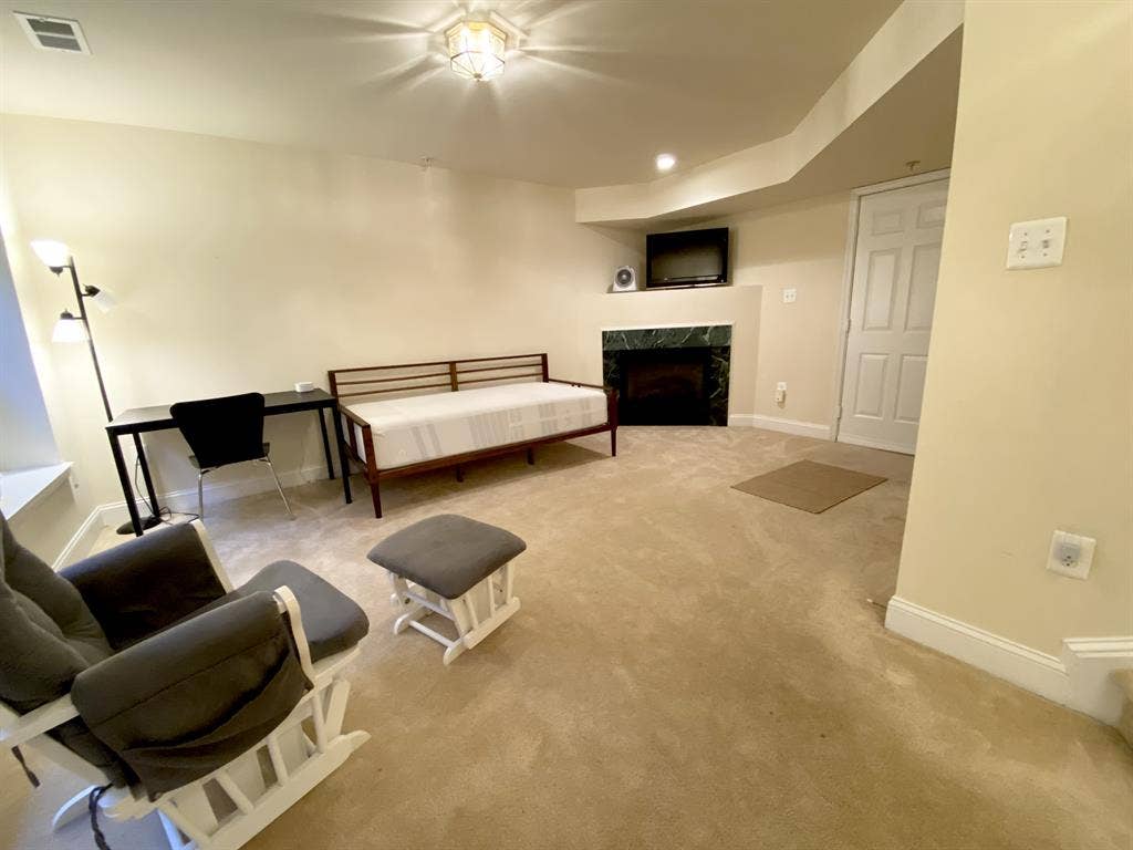 Basement *Private Entrance*