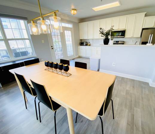 Basement *Private Entrance*