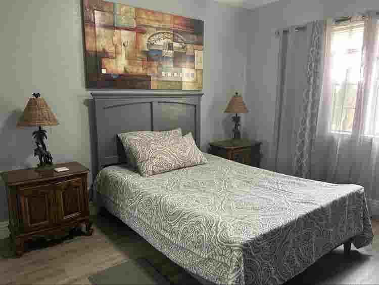 Room for Rent in Anaheim