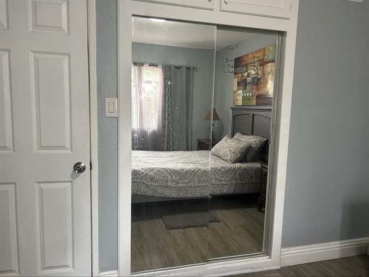 Room for Rent in Anaheim