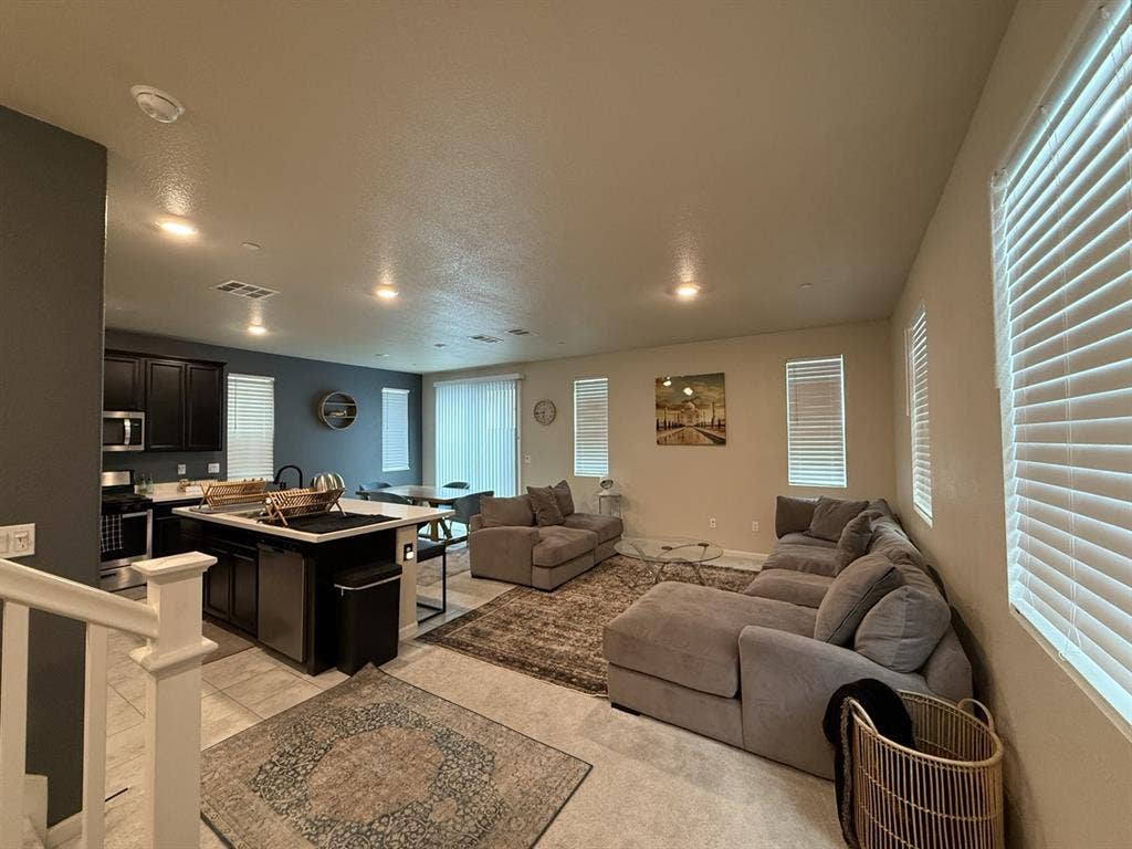 WiFi & Utilities Included