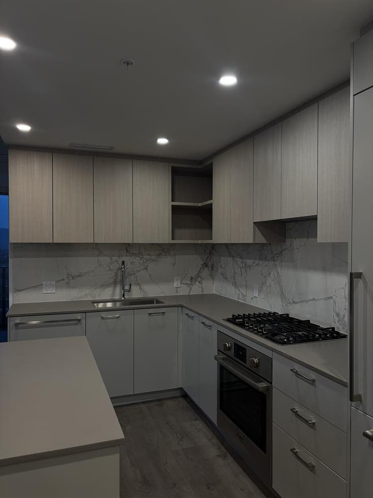 2 rooms avail - brand new apt