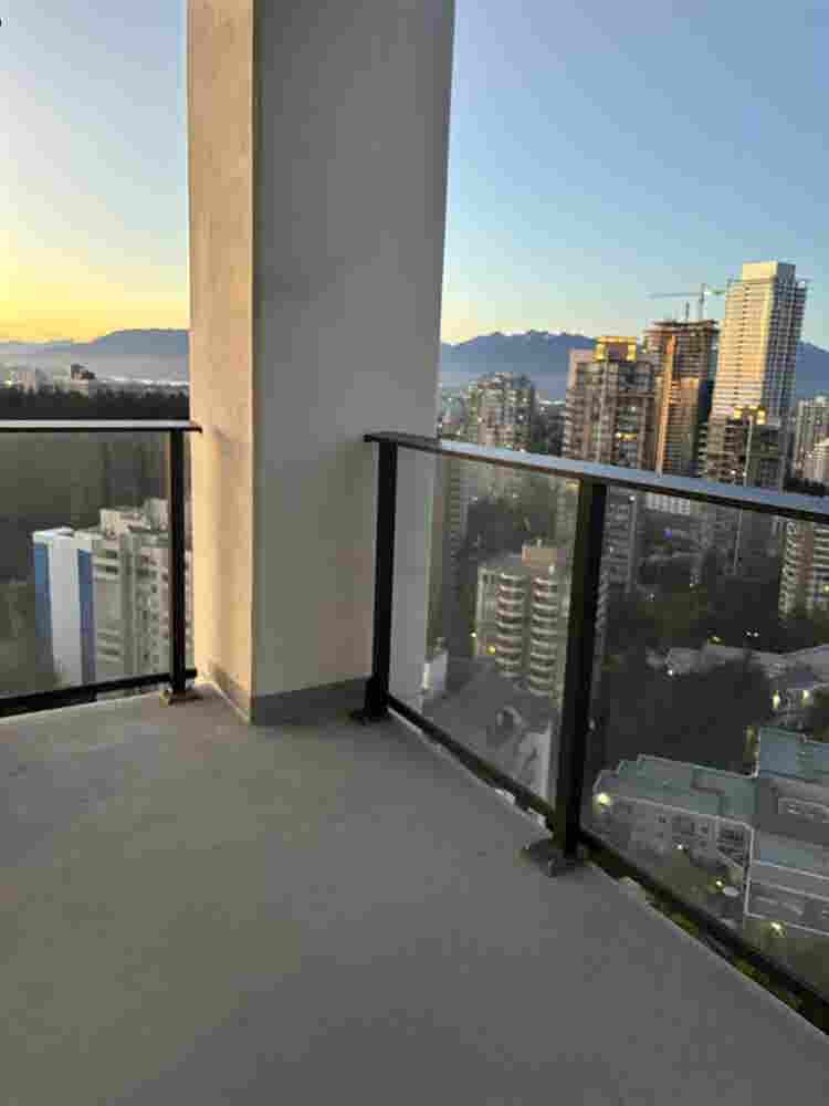 2 rooms avail - brand new apt