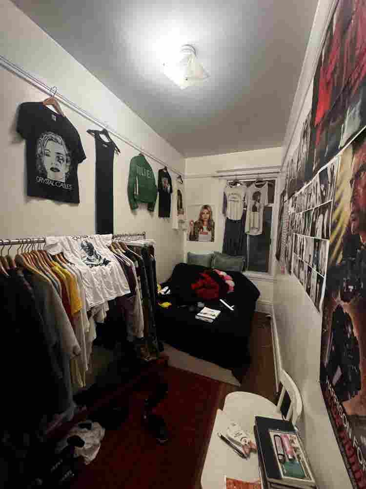 roommate needed