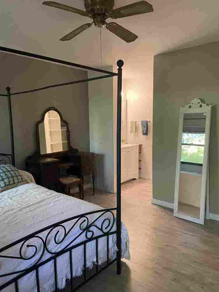 Napa condo - quiet comfort!