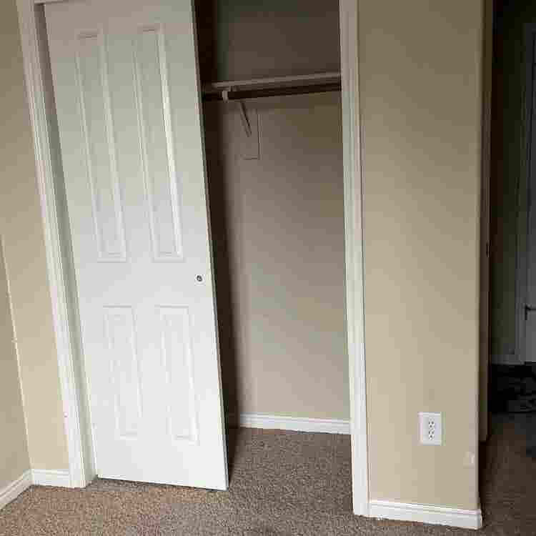 Room for Rent $ Deposit
