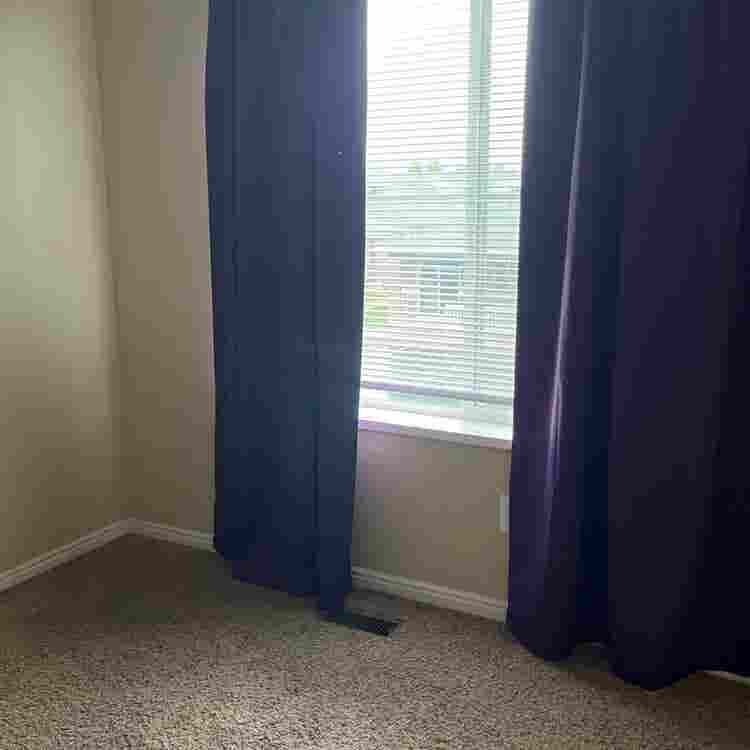 Room for Rent $ Deposit