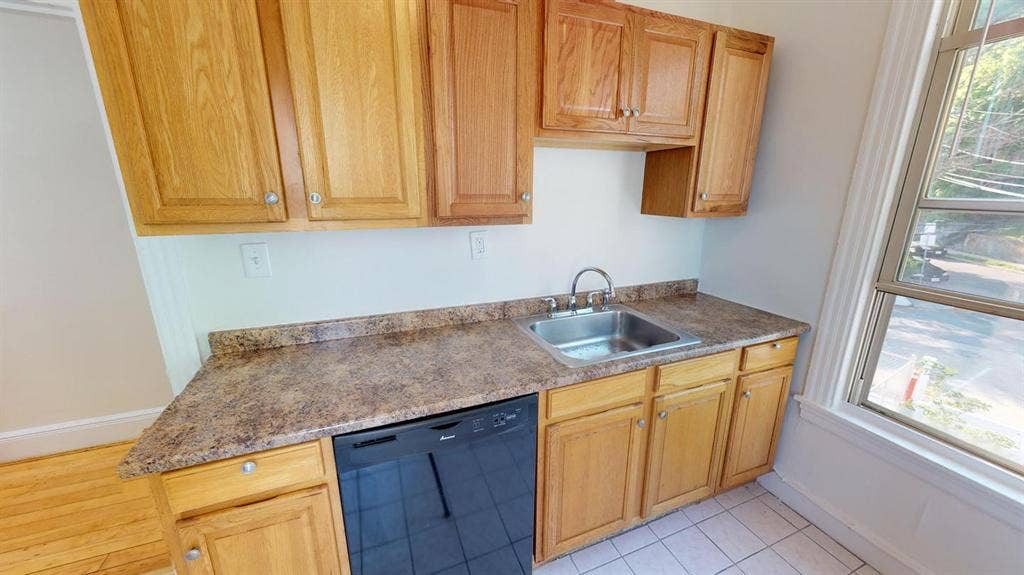 1 BR in Boston