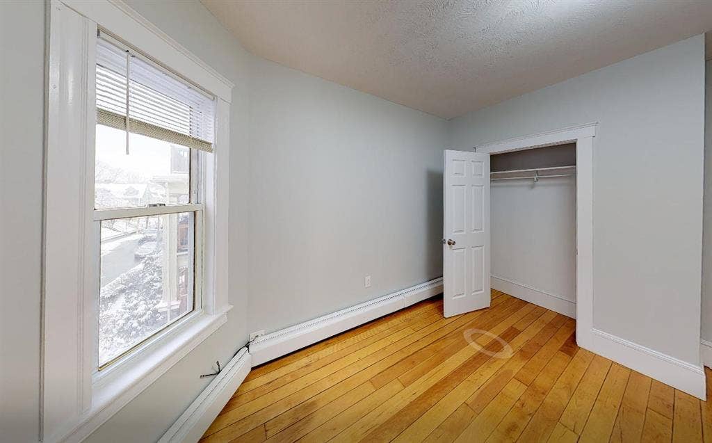 1 BR in Boston