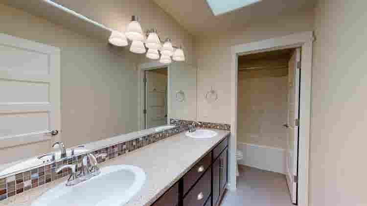 1 BR in Seattle