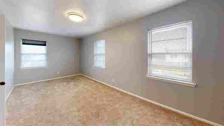 1 BR in Garland