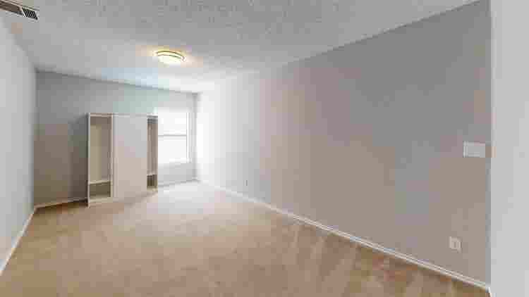 1 BR in Austin