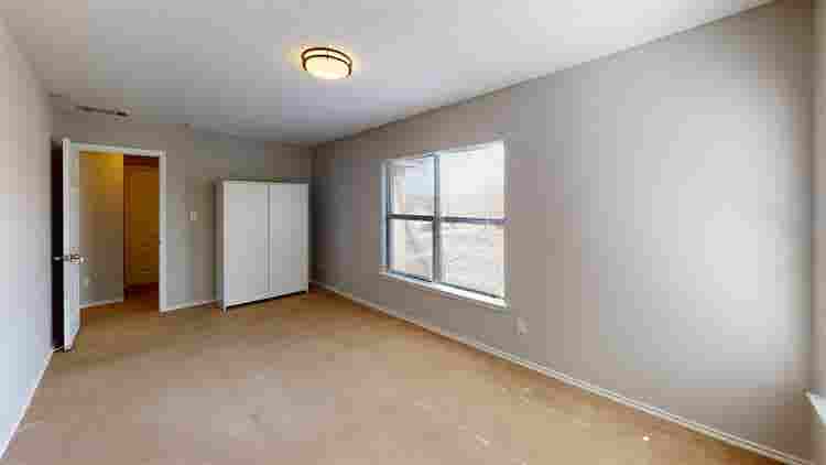 1 BR in Austin