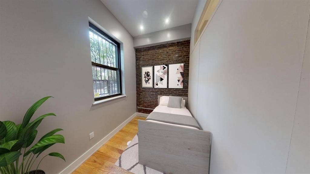 1 BR in Brooklyn