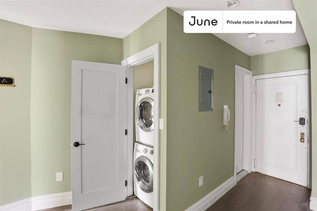3 BR in New York City