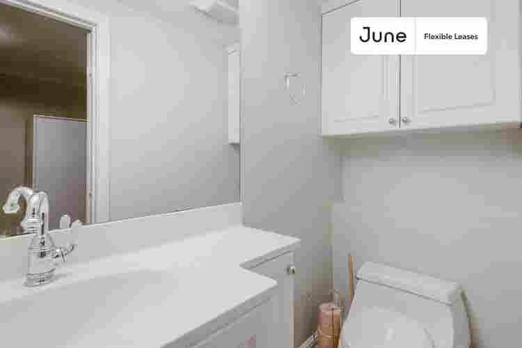 2 BR in Boston