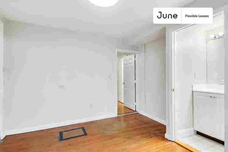 2 BR in Boston