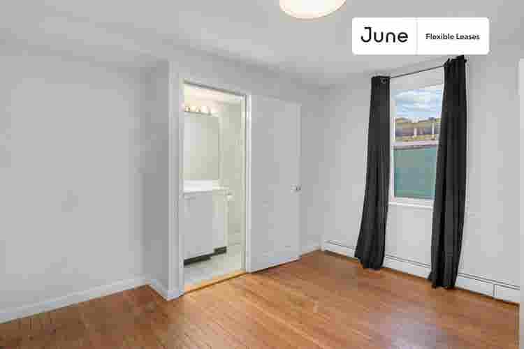 2 BR in Boston