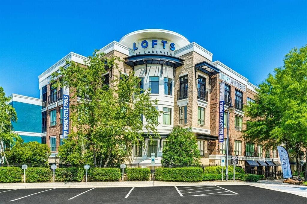 Spacious apt near Duke University