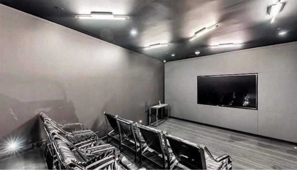 Private room for rent