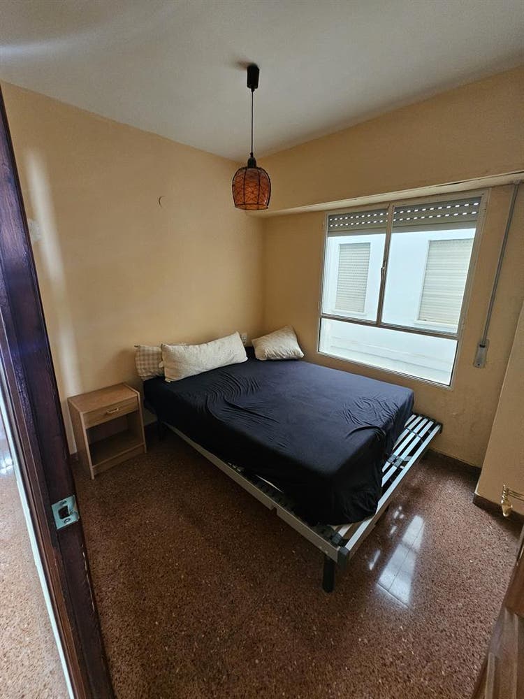 Alquila habitacion