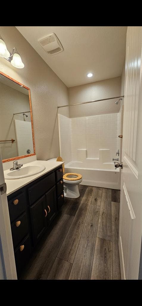 Furnished Room in Merced