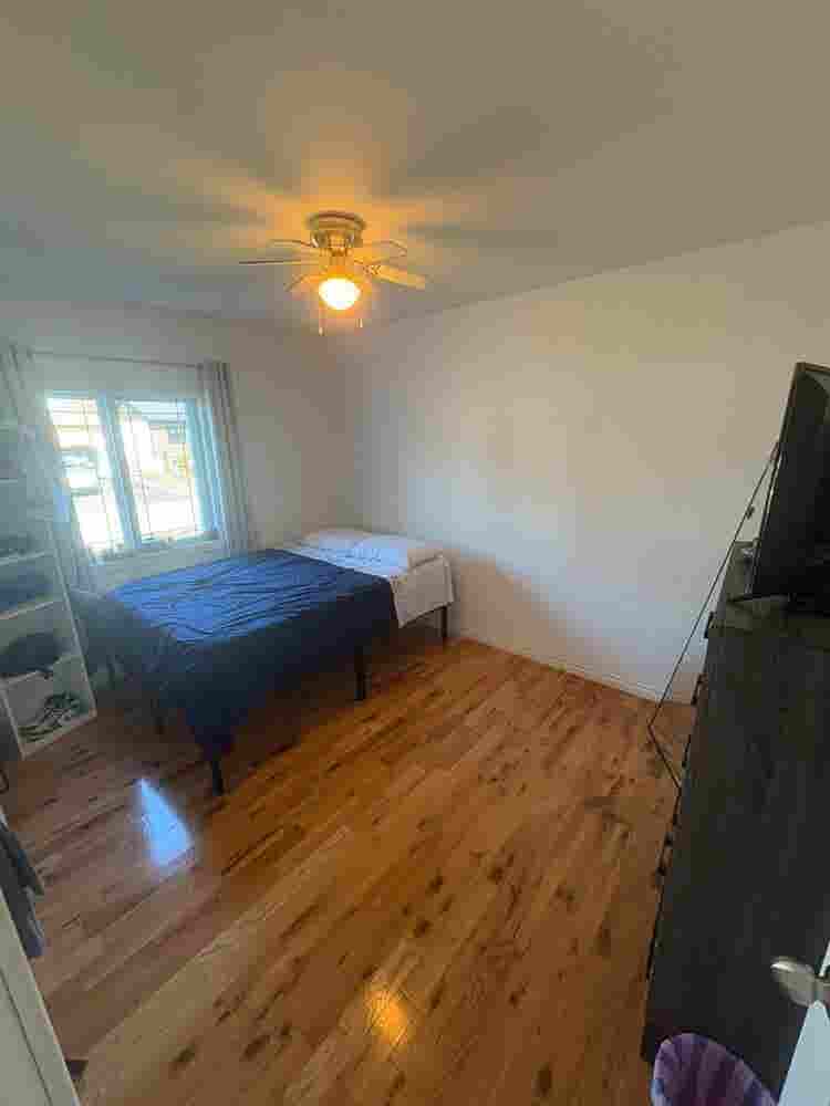Chambre à louer dans une maison
