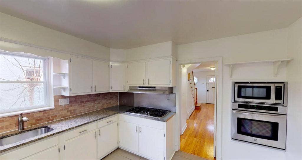 1 BR in Washington