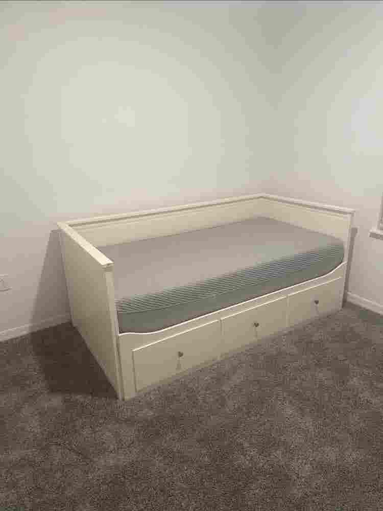 Room for rent in poinciana
